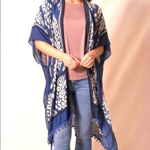 Nostalgia Navy and Beige Patterned Cover Wrap